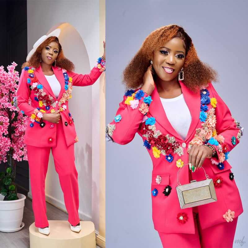 Women'S Formal Wear Wedding - Colorful Flowers Women Tuxedos Customized 2